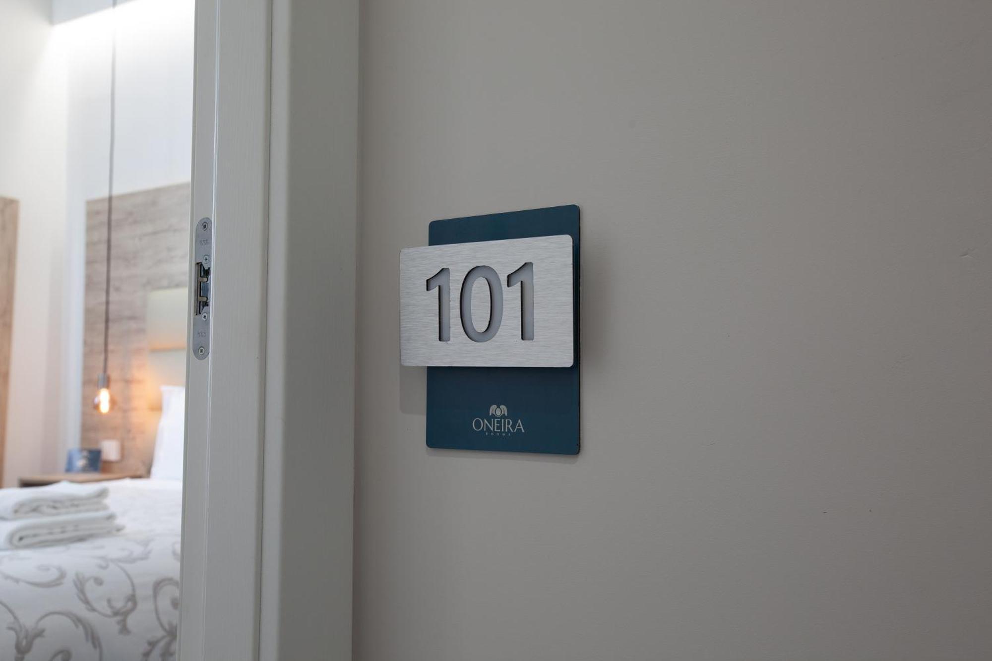 Oneira Rooms อากริเจนโต ภายนอก รูปภาพ
